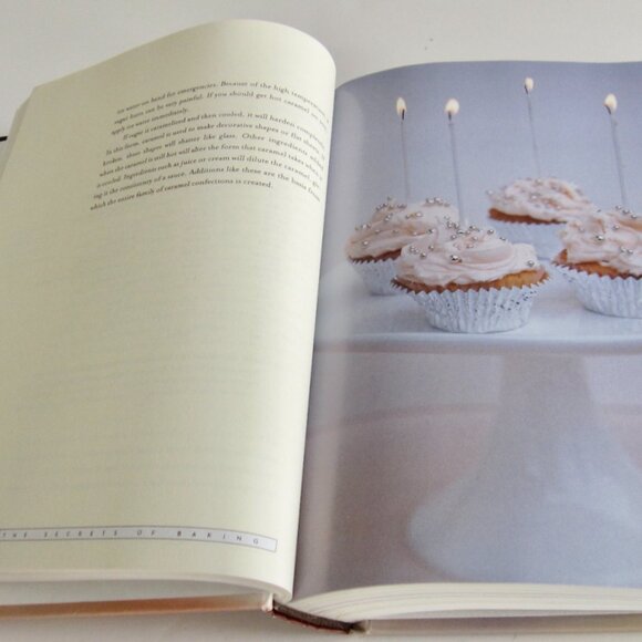 Secrets of Baking Sherry Yard - Simple Techniques for Sophisticated Desserts HC - Picture 6 of 8